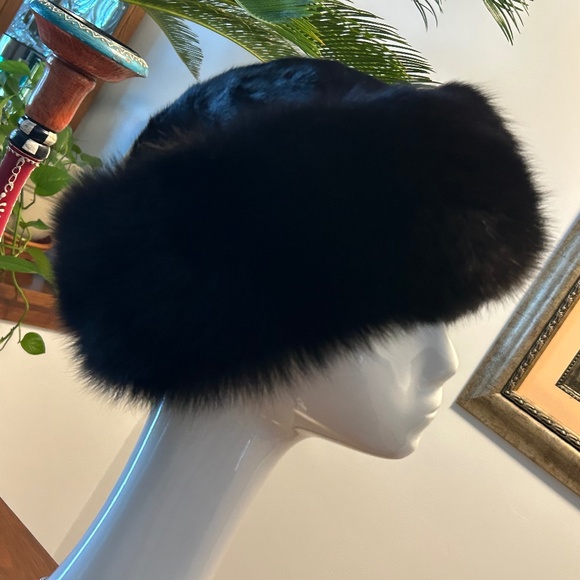 TheFurVault Lenore Marshall Ranch Mink Hat With Fox Trim, AOS, New with Tags main image 12